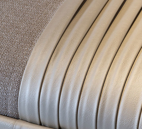 Valentina Bench